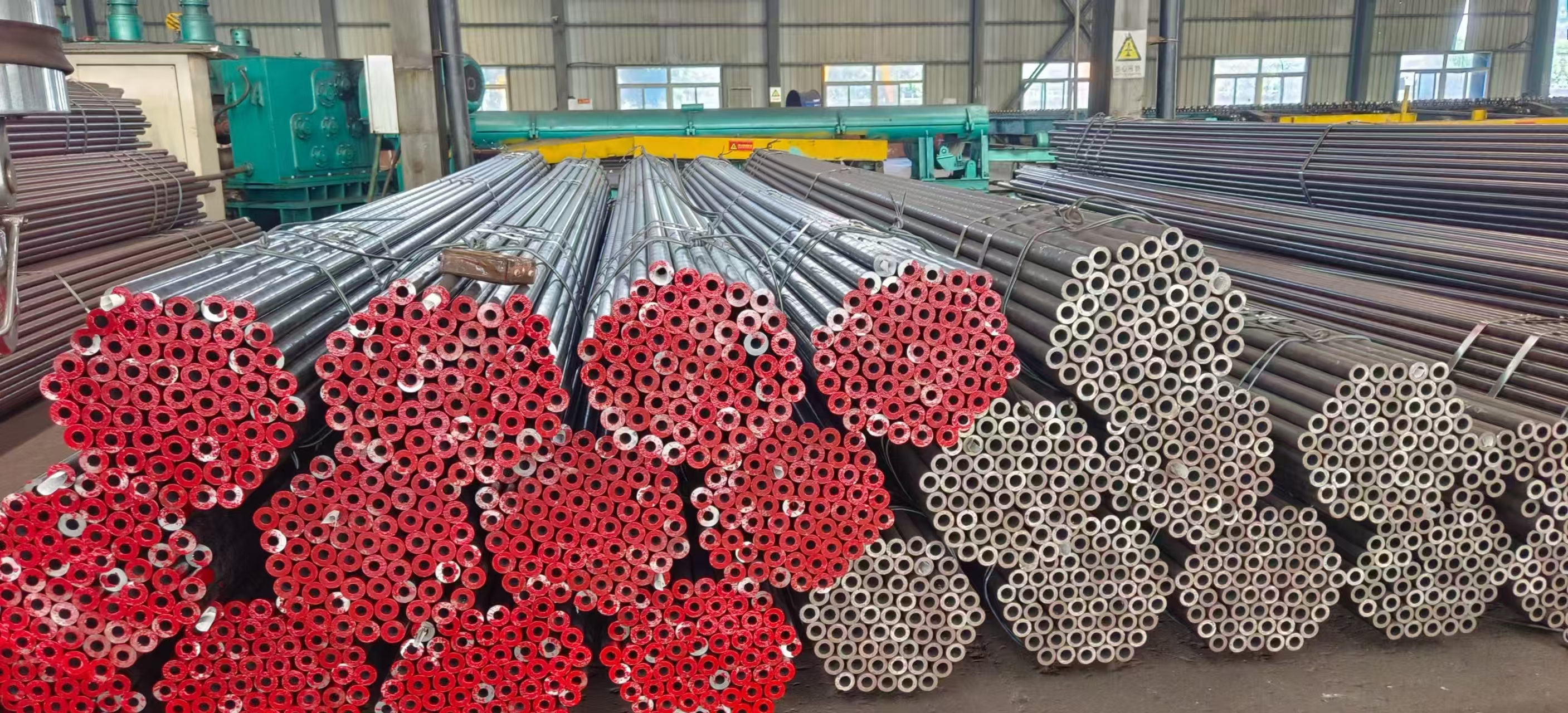 用于钻井石油结构应用的 ASTM 标准碳无缝钢管 符合 API 的详细信息