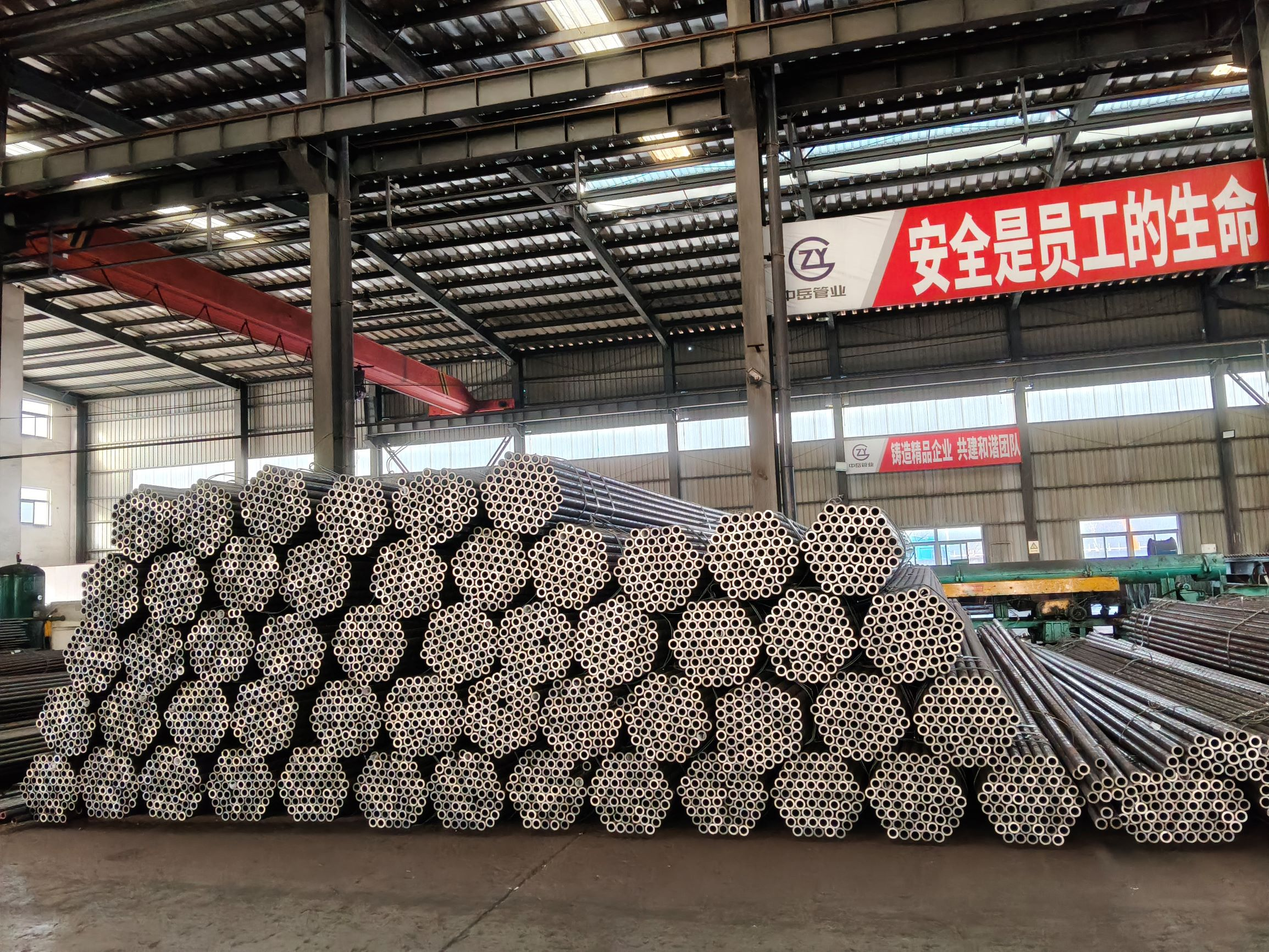 黑色Stb340无缝钢管碳钢管89毫米高品质管材厂