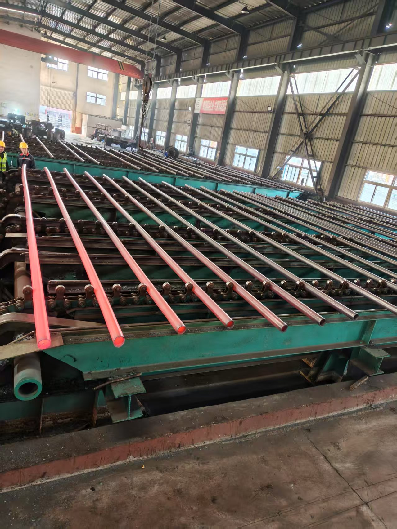 Pinakamabentang 12m Carbon Steel Seamless Pipe para sa paggawa ng Drill Oil API Structure Applications
